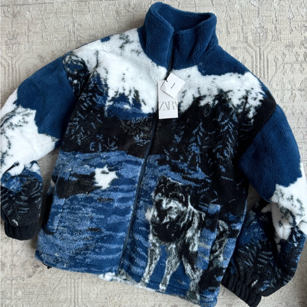 Zara Wolf Winter Graphic Fleece Zip Up Jacket